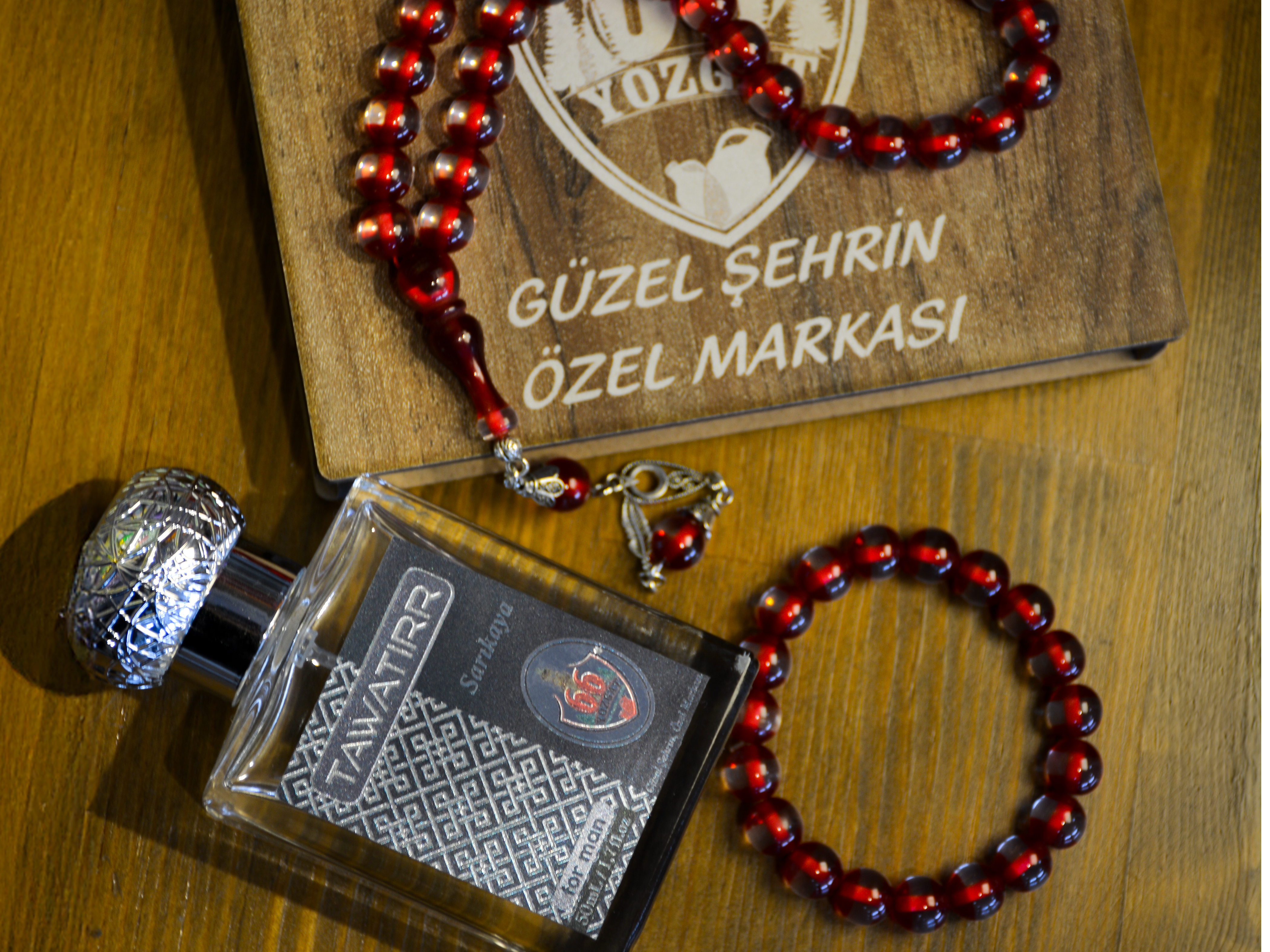Parfüm ve Tesbih Ürün Çekimi
